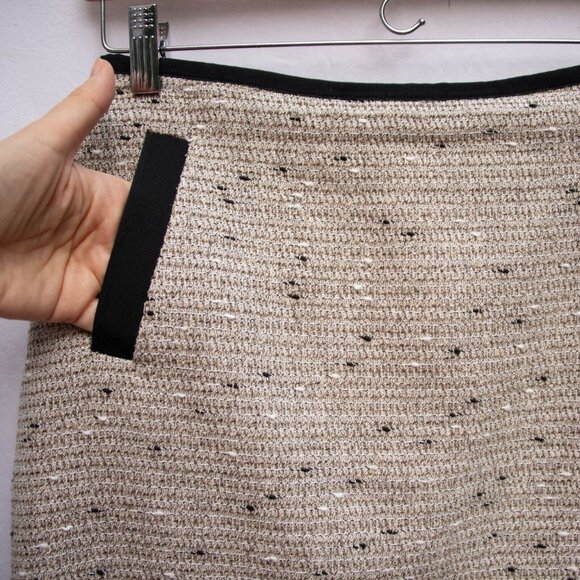 Banana Republic Mini Skirt Petite 2P Beige Neutral Sparkly Pockets Preppy Chic - Picture 2 of 6